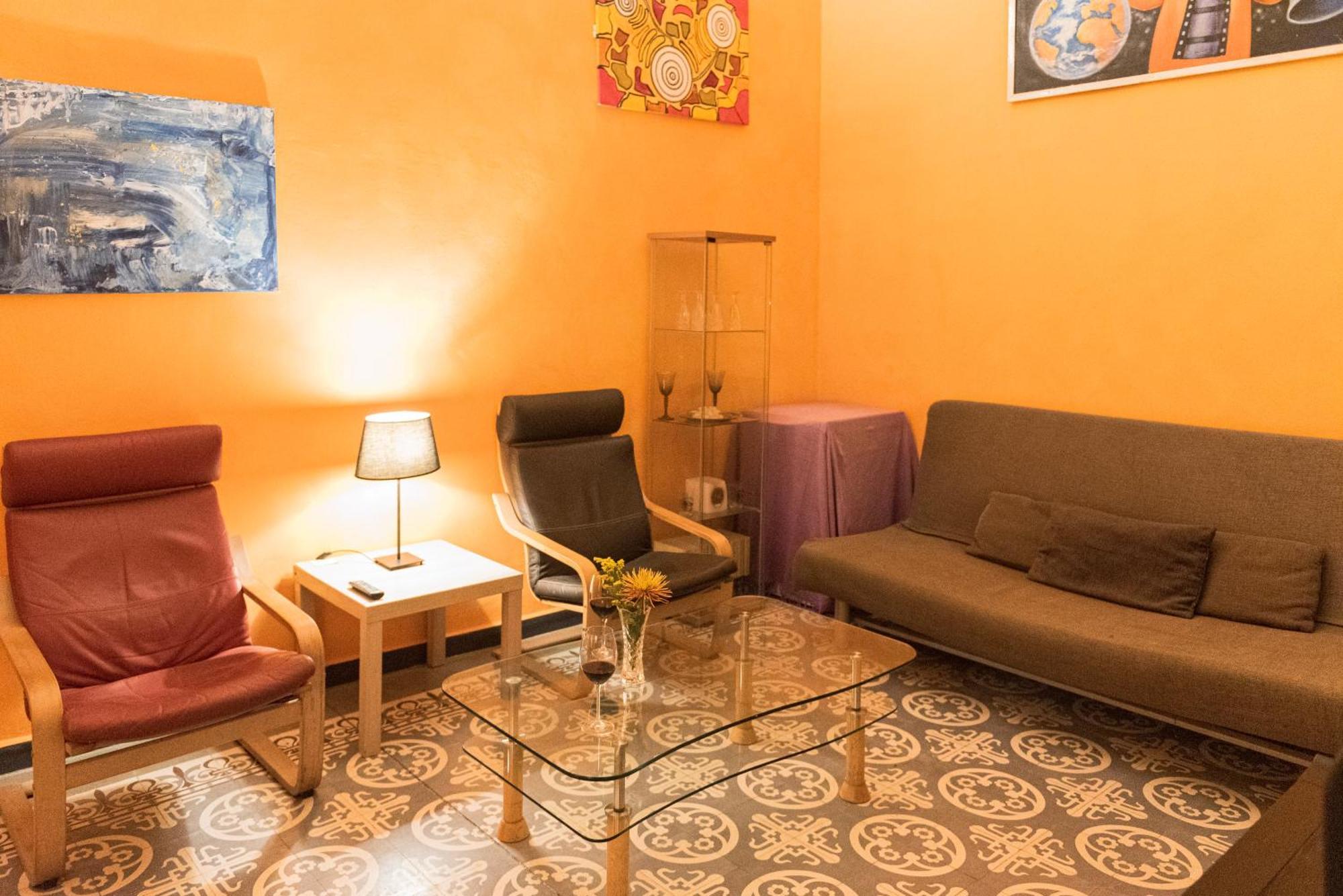 Private Rooms In Historic Building On The Square 马拉加 外观 照片